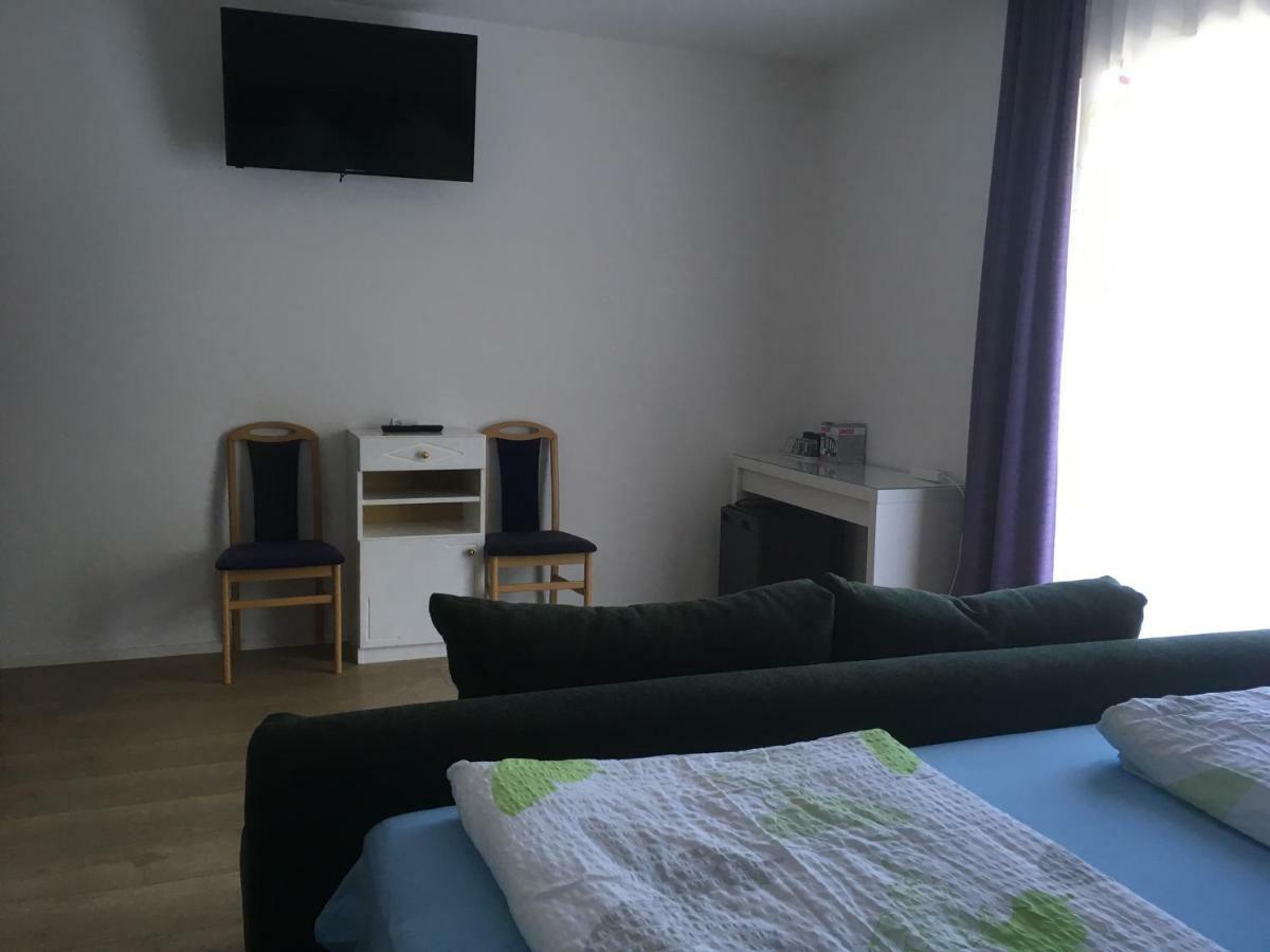 Pension Waldesruh Velden am Wörthersee Екстериор снимка